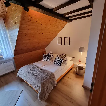 Ferienwohnung Schwalbennest Daun Exterior foto